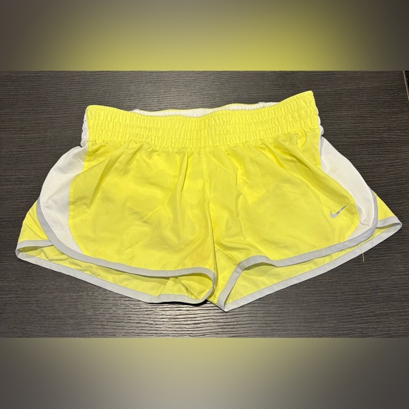 Nike Pants - NIKE‎ Women’s Dri-Fit Yellow Athletic Running Workout Shorts Size Medium